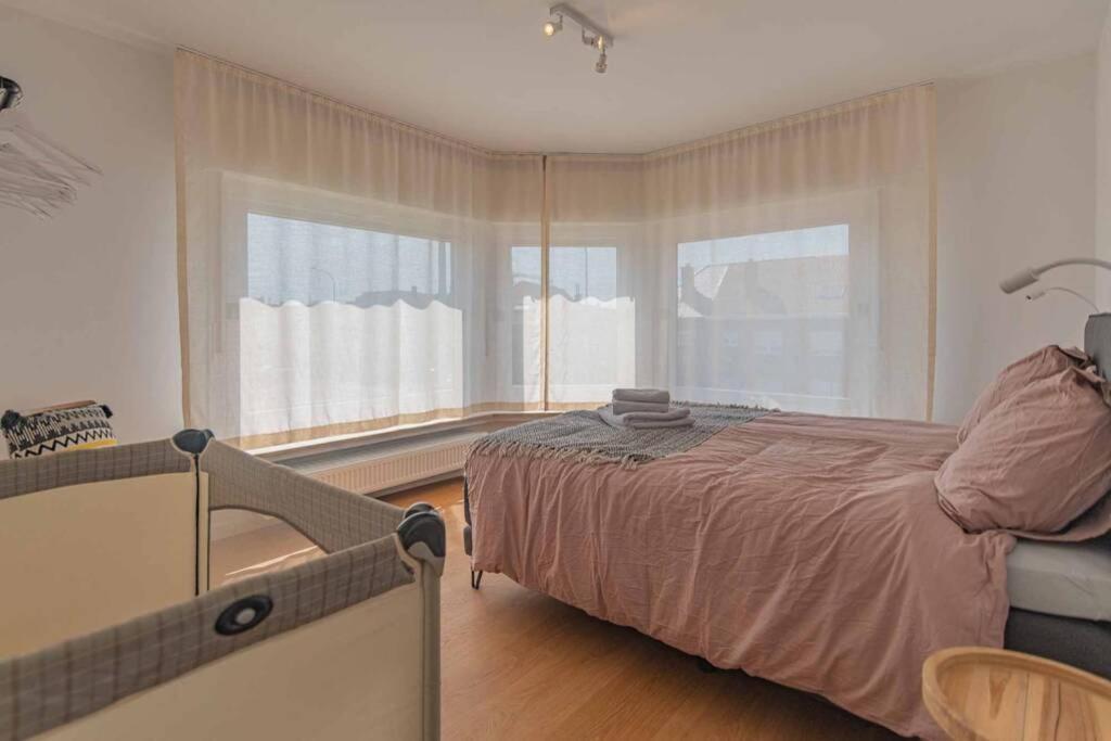 Vakantiehuis Vakantiewoning Voor 12 Met Garages Terras Tuin *
